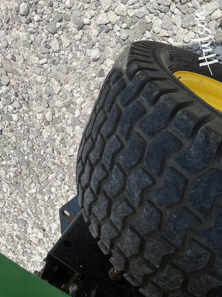 Photo of 2006 John Deere X304
