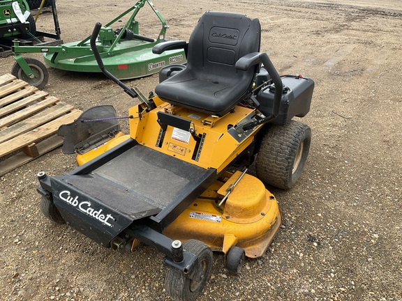 Photo of a 2005 Cub Cadet RZT50