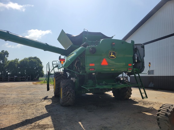 Photo of 2018 John Deere S780