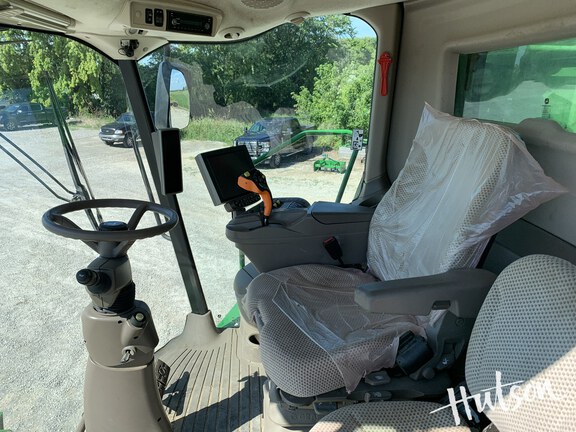 Photo of 2018 John Deere S780