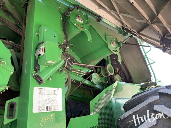 Photo of 2018 John Deere S780