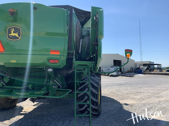 Photo of 2018 John Deere S780