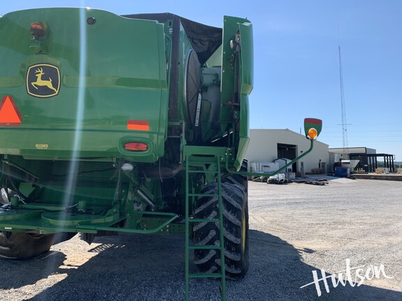 Photo of 2018 John Deere S780