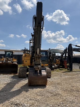 2023 John Deere 345 P