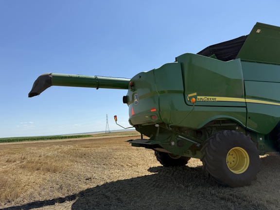 2014 John Deere S670 (7th thumbnail)