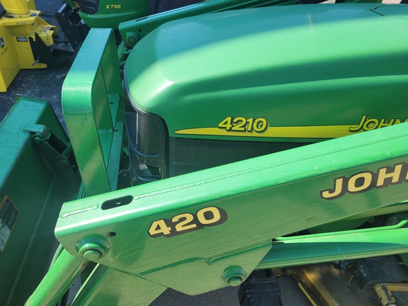 Photo of 2002 John Deere 4210