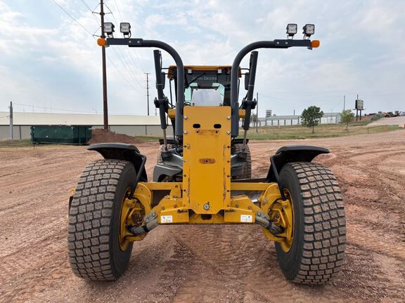 2020 John Deere 772G