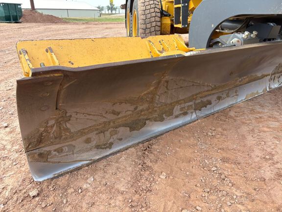 2020 John Deere 772G