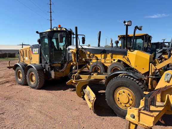 2013 Caterpillar 140M2 AWD