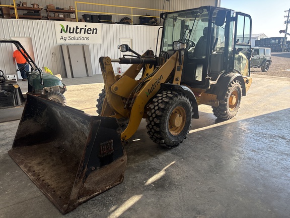 Used 2020 Caterpillar 906M Compact Loaders at Koenig Equipment in Knightstown, IN - Photo4