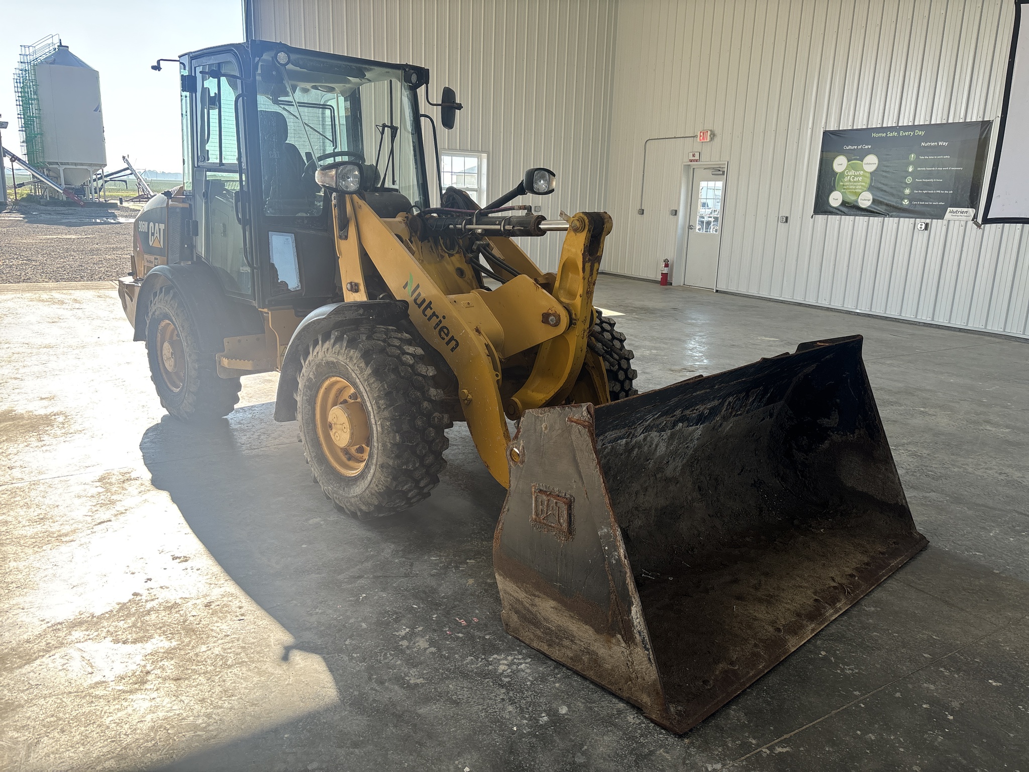 Used 2020 Caterpillar 906M Compact Loaders at Koenig Equipment in Knightstown, IN - PhotoXL5