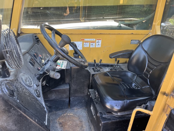 2008 Caterpillar TL1055