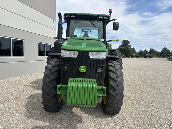 Used 2013 John Deere 8235R Row Crop Tractors at Koenig Equipment in Knightstown, IN - Photo7