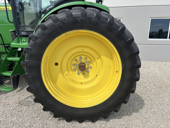 Used 2013 John Deere 8235R Row Crop Tractors at Koenig Equipment in Knightstown, IN - Photo21