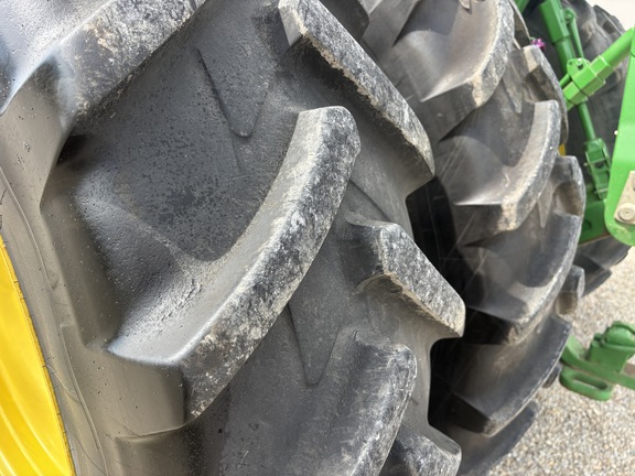 Used 2013 John Deere 8235R Row Crop Tractors at Koenig Equipment in Knightstown, IN - Photo22