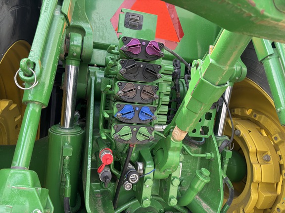 Used 2013 John Deere 8235R Row Crop Tractors at Koenig Equipment in Knightstown, IN - Photo25