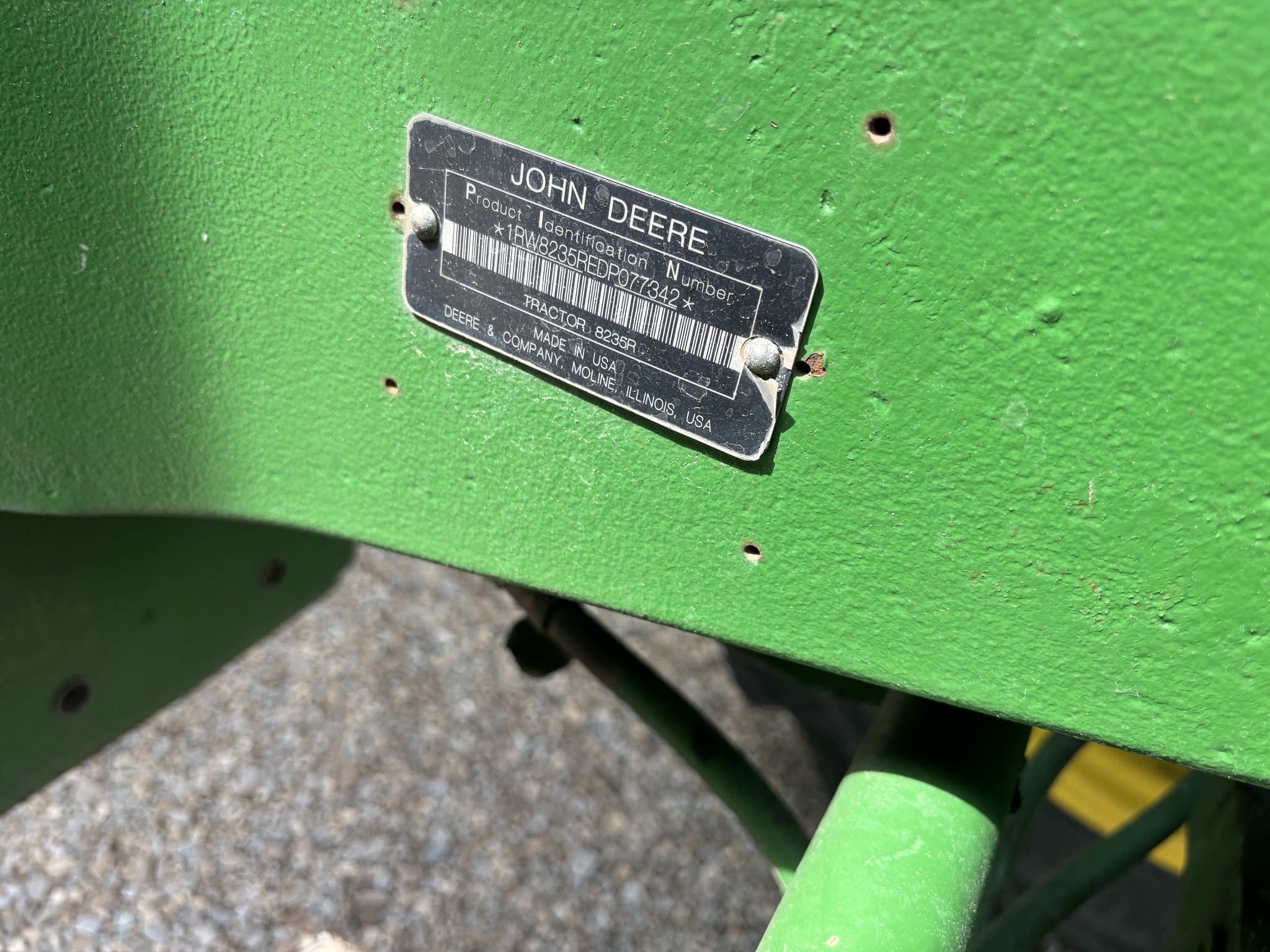 Used 2013 John Deere 8235R Row Crop Tractors at Koenig Equipment in Knightstown, IN - PhotoXL32