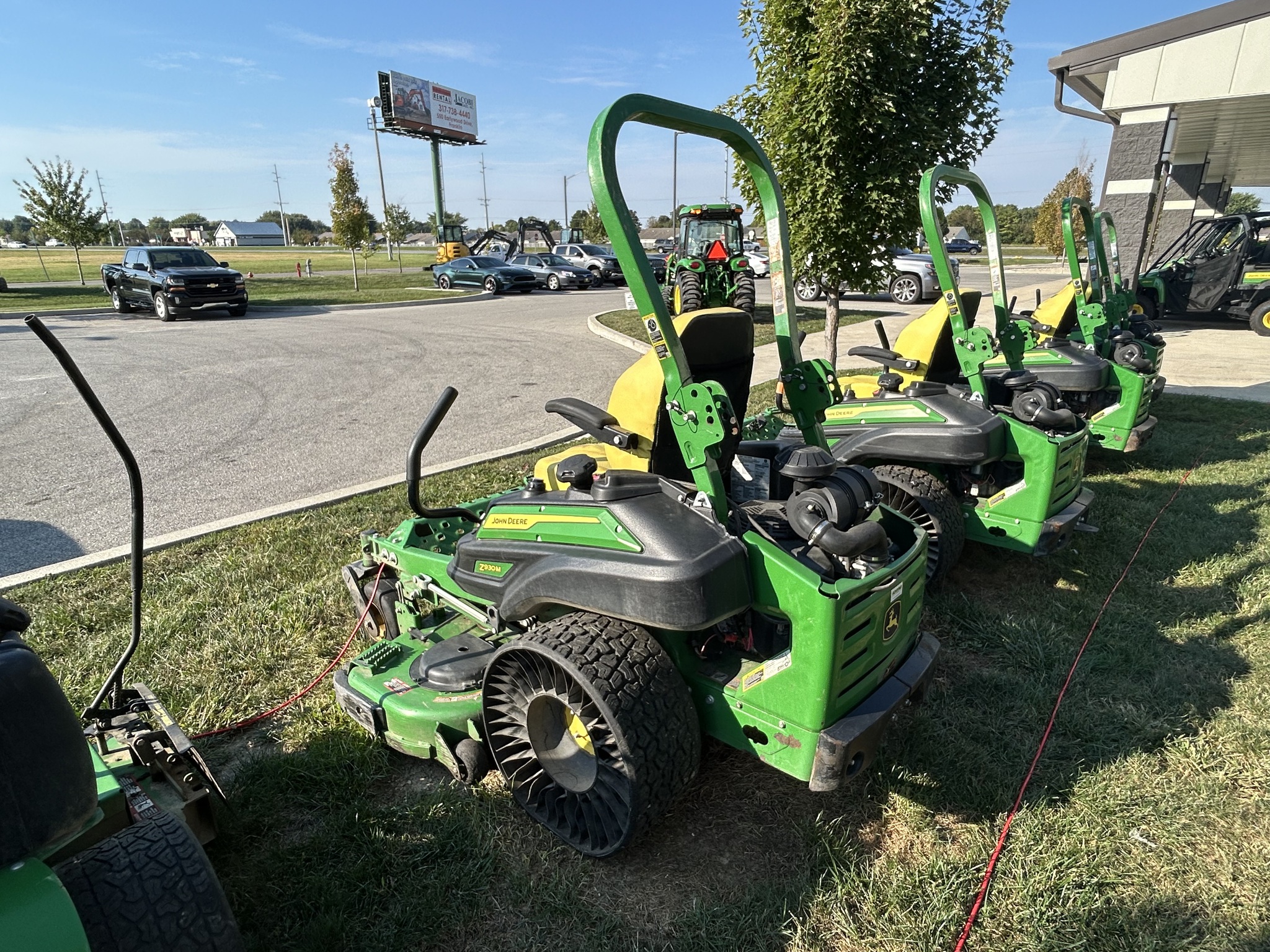 Used 2023 John Deere Z930M Zero Turn Mowers at Koenig Equipment in Franklin, IN - PhotoXL3