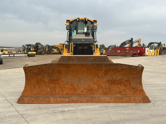 2024 John Deere 750L