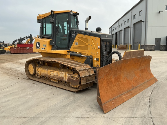 2024 John Deere 750L