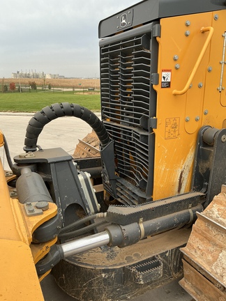 2024 John Deere 750L
