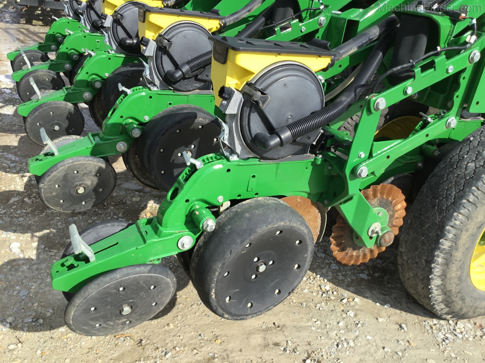 2015 John Deere 1795 Image 9