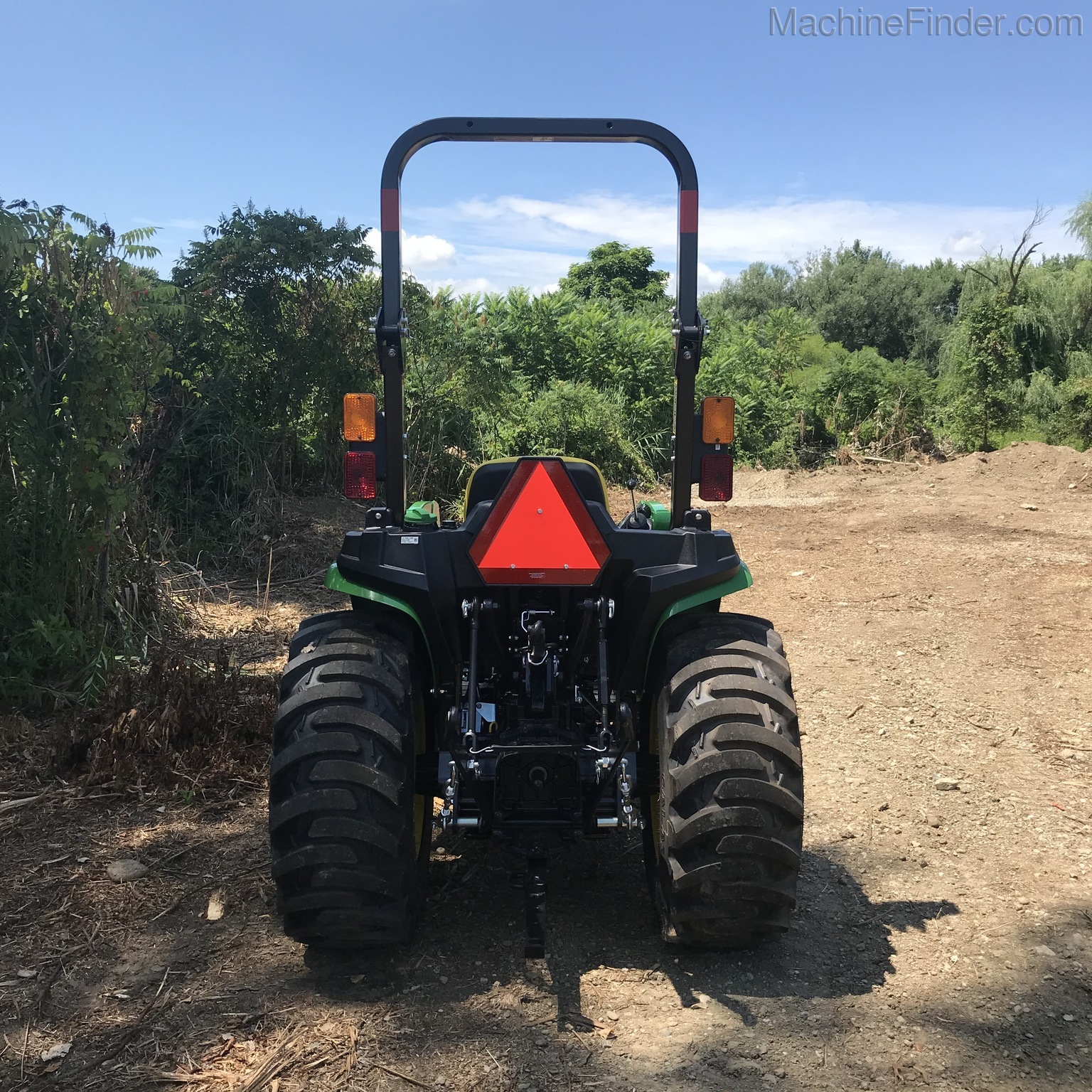 2020 John Deere 3025E Image 6