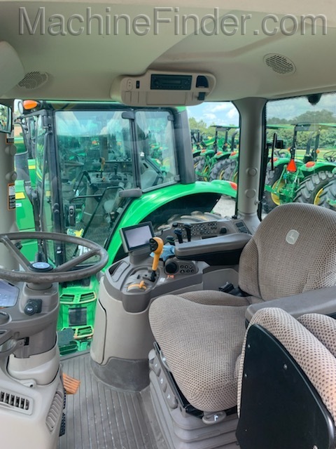 2017 John Deere 6145R Image 4