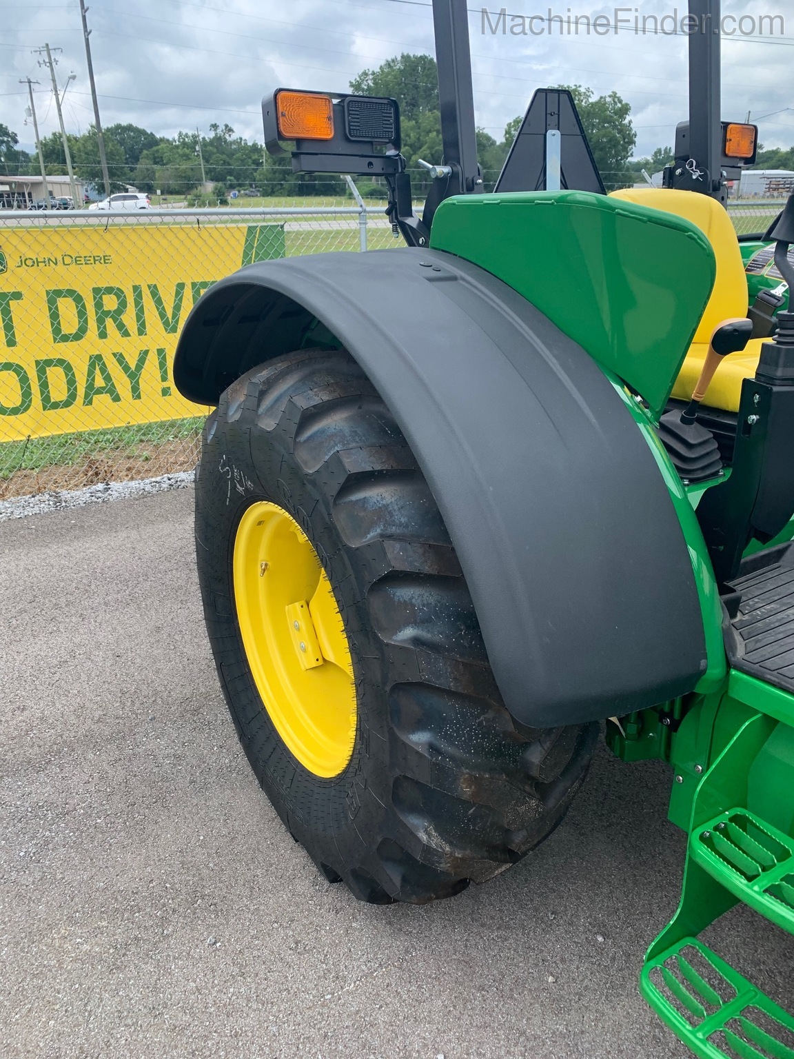 2020 John Deere 5115ML Image 5