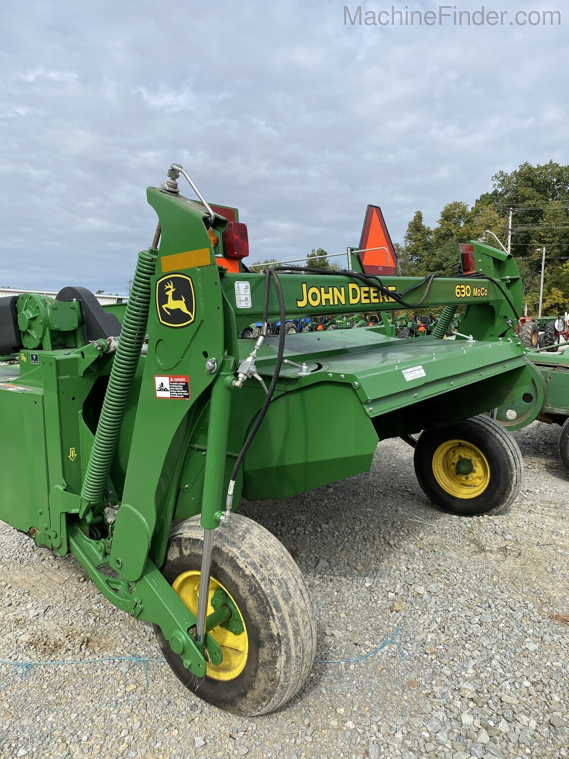 2017 John Deere 630 Image 3