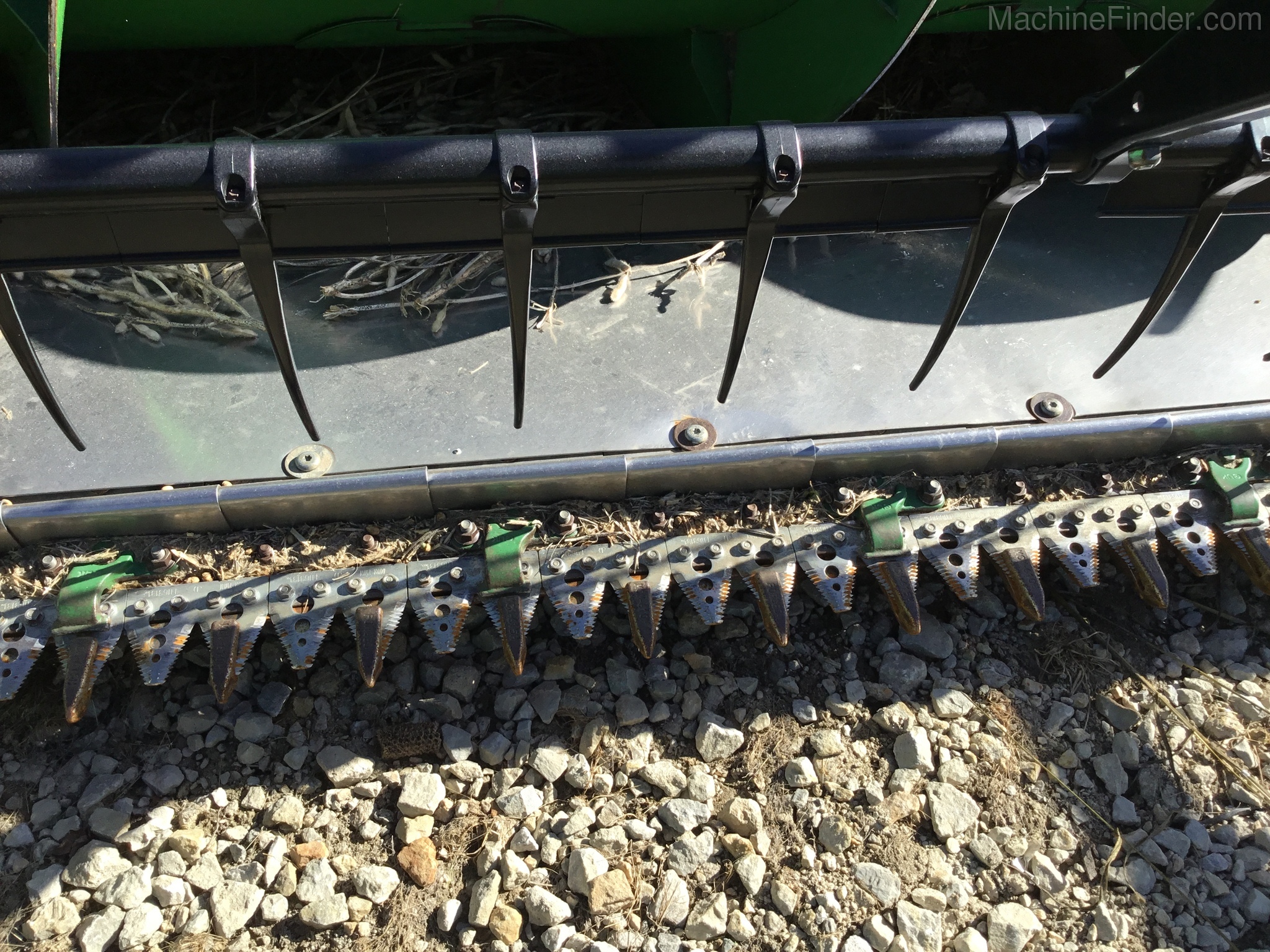 2004 John Deere 630F Image 6