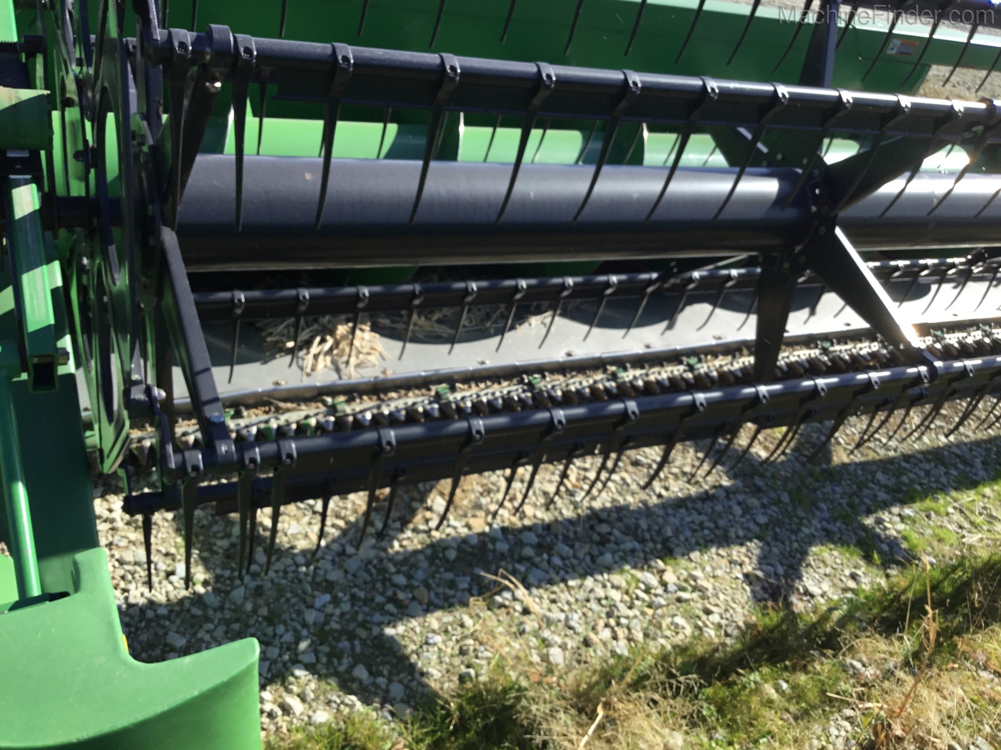 2004 John Deere 630F Image 5