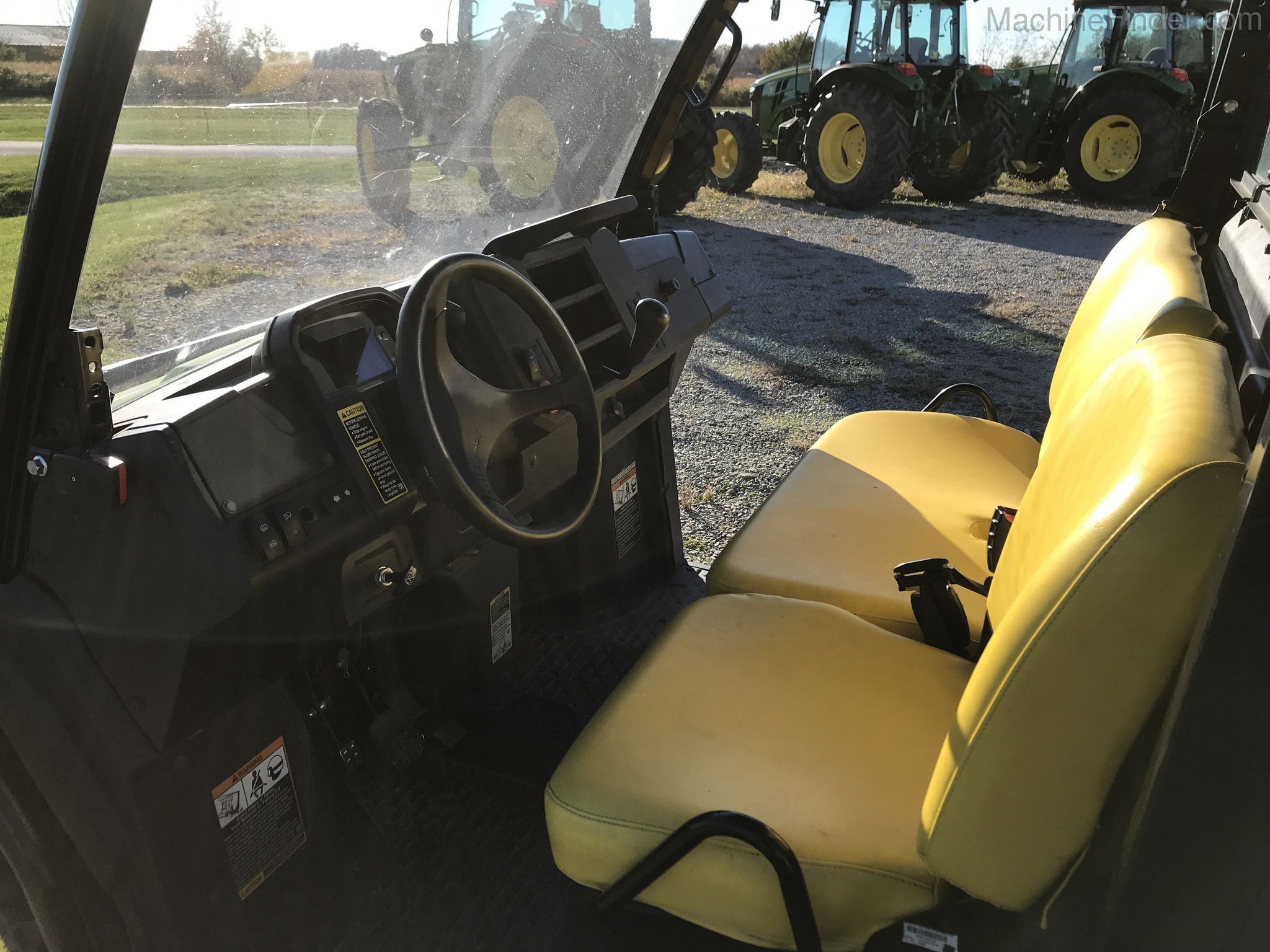 2019 John Deere XUV 835M Image 3