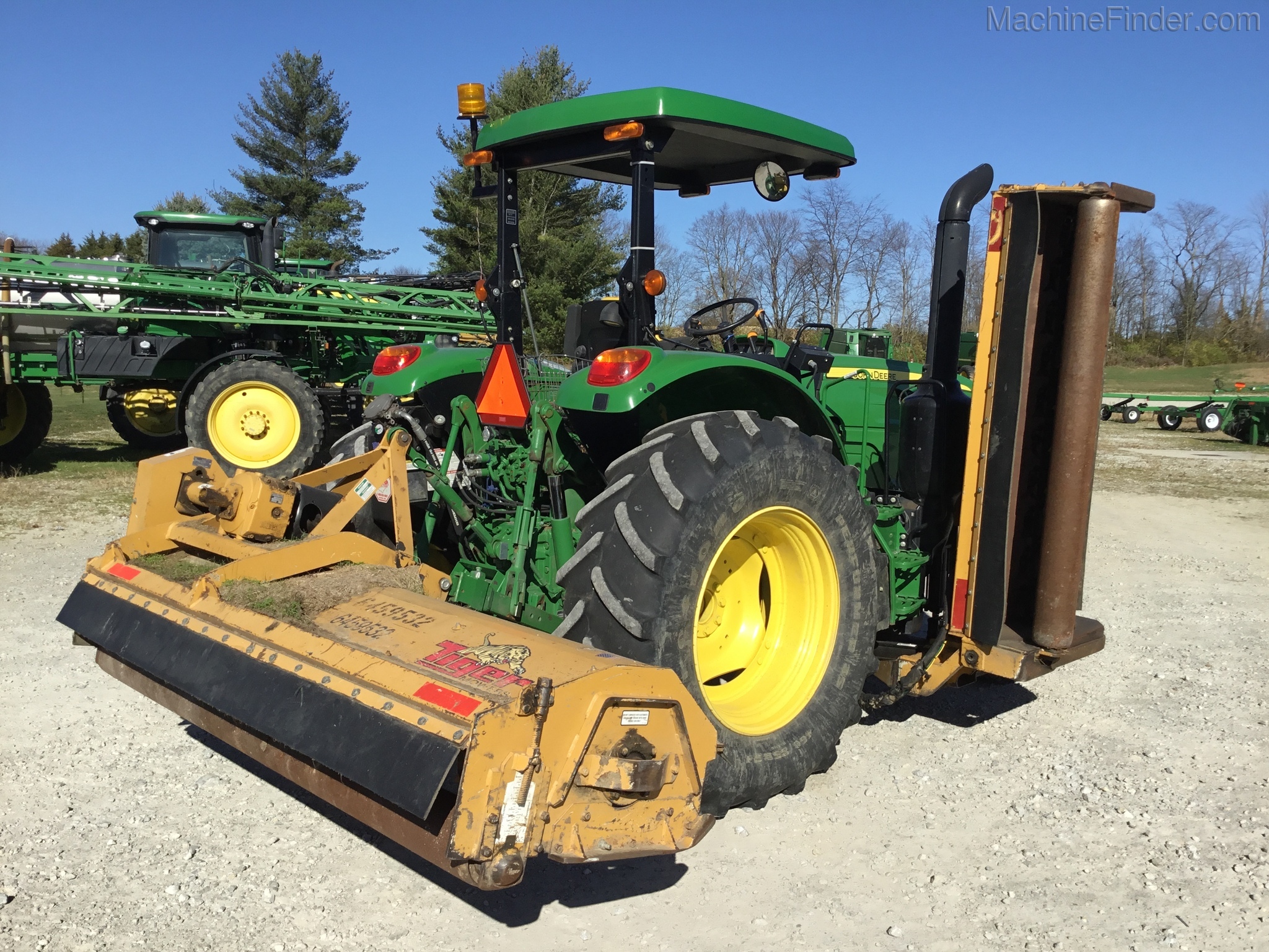 2016 John Deere 6110M Image 23