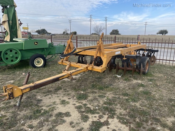 Taylor Way 650 Image 1