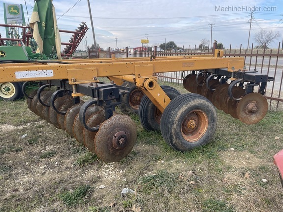 Taylor Way 650 Image 3