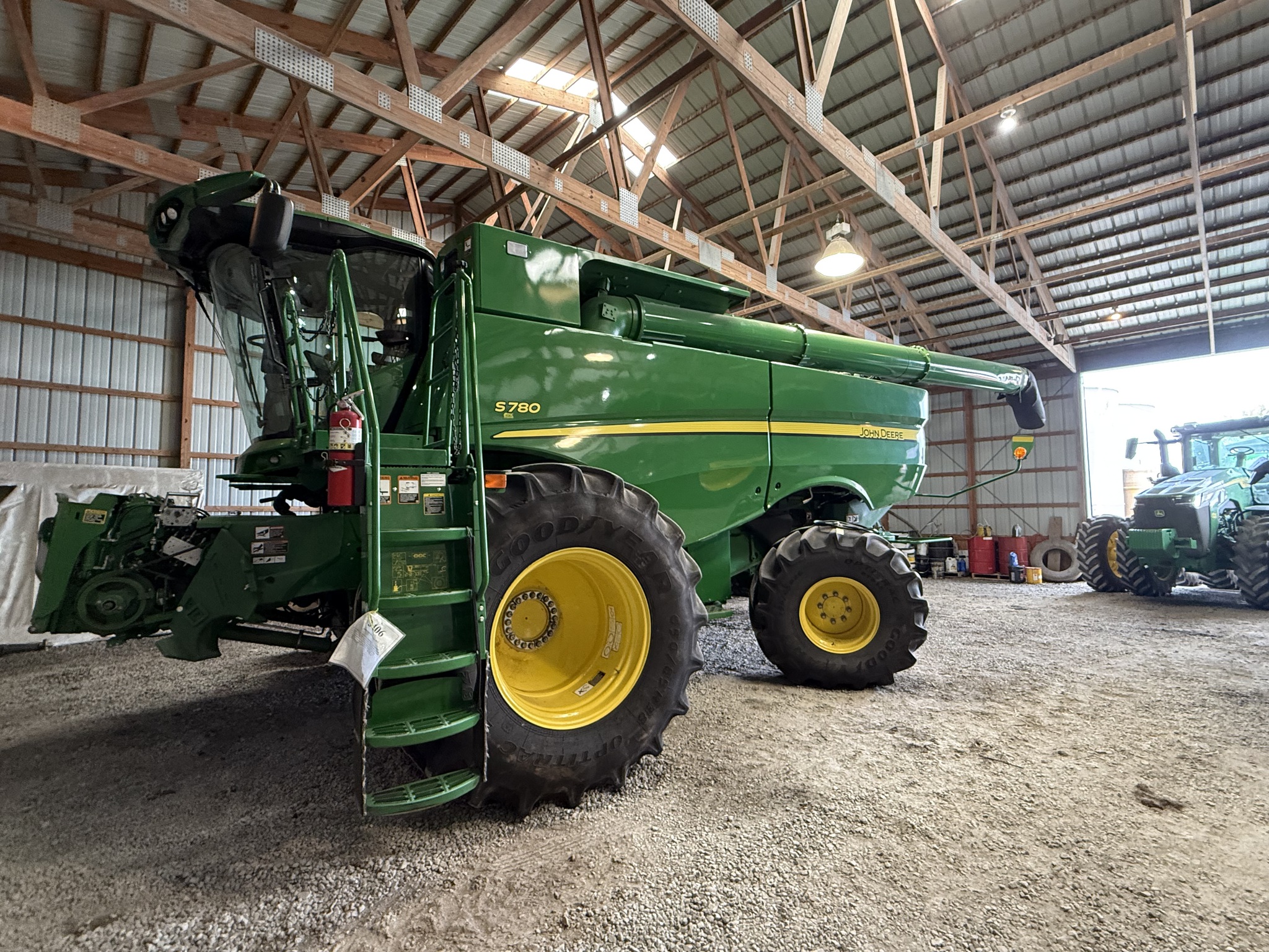2019 John Deere S780 Image 4