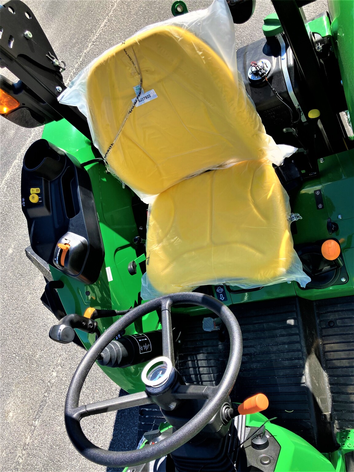 2023 John Deere 5075E Image 5