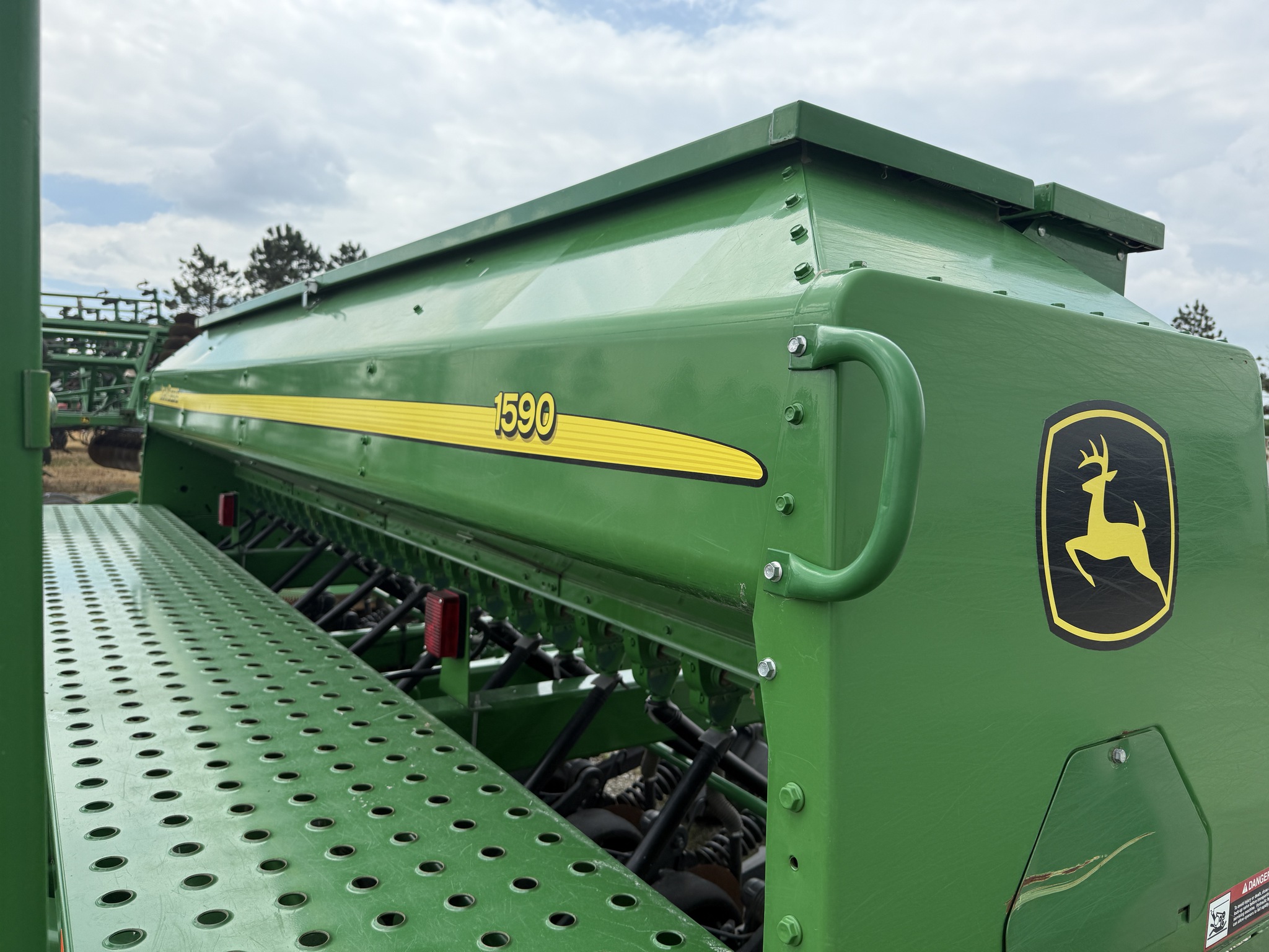 2020 John Deere 1590 Image 2