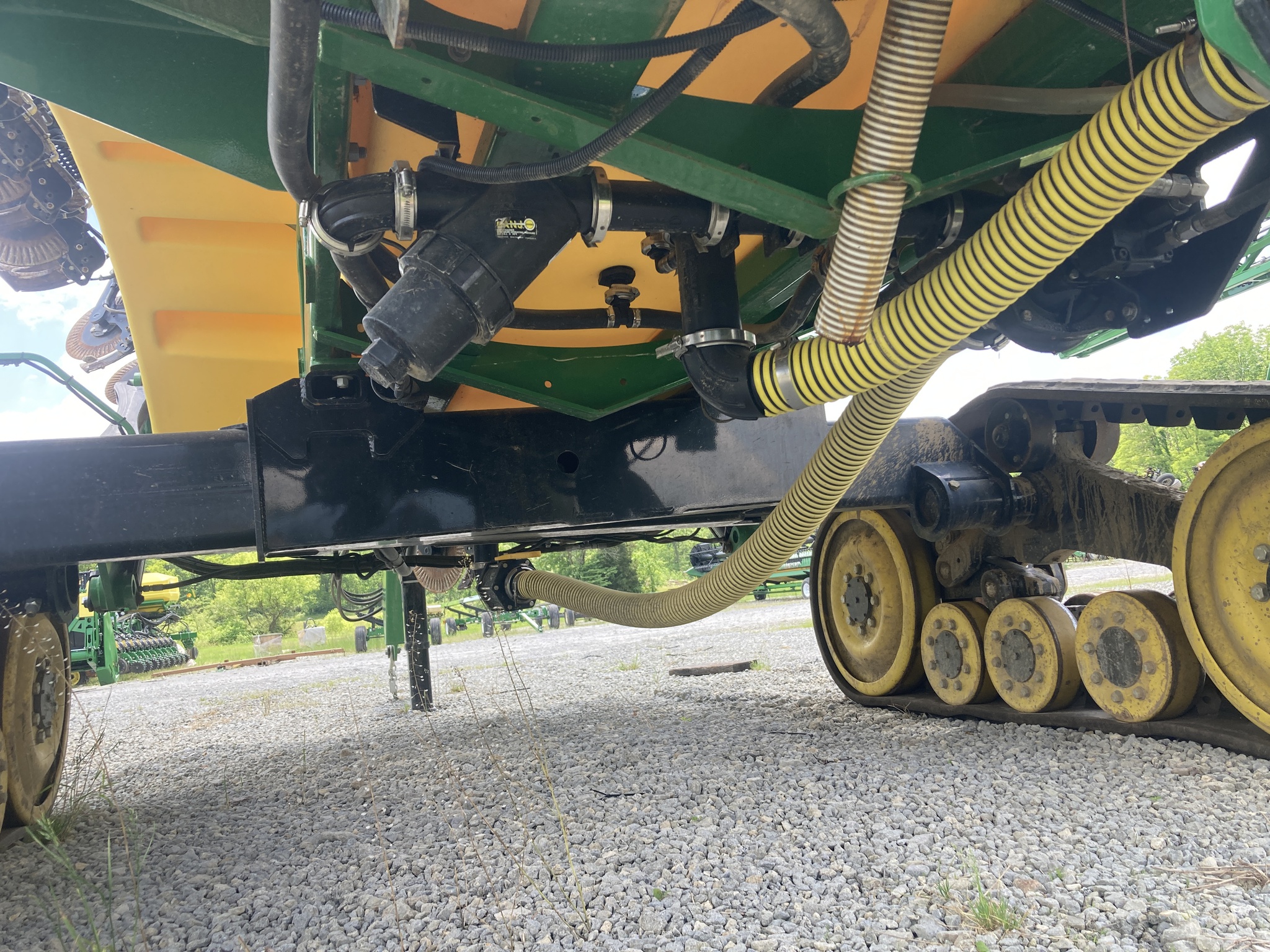 2021 John Deere 2530L Image 8