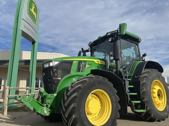 2020 John Deere 7R 230