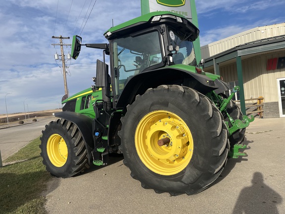2020 John Deere 7R 230