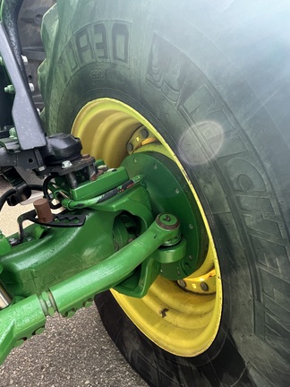 2020 John Deere 7R 230