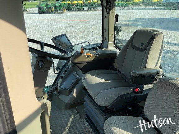 Photo of 2021 John Deere 8RX 370