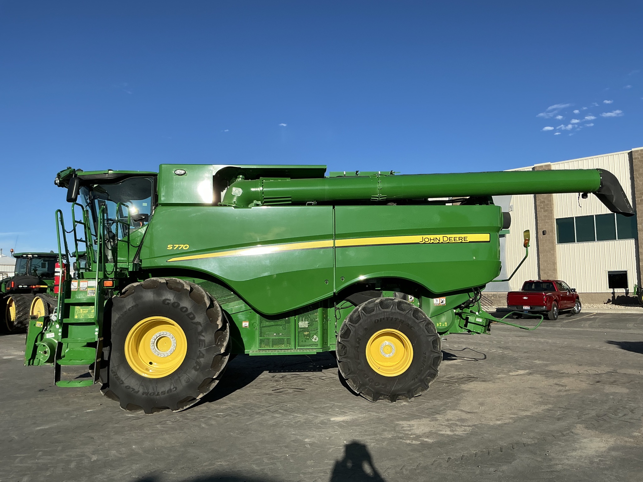 2023 John Deere S770 Image 2