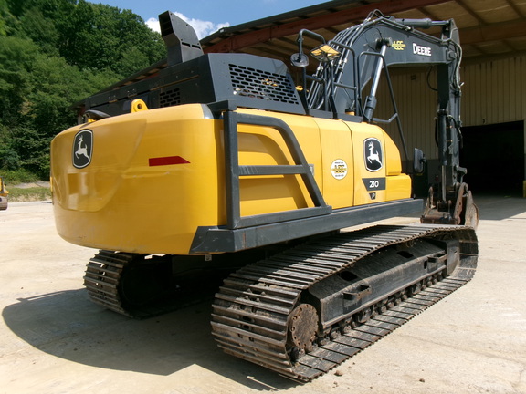 2024 John Deere 210P