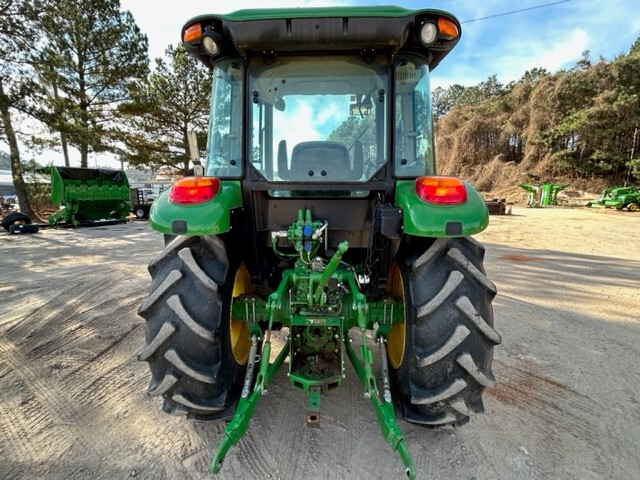 2019 John Deere 5090E Image 6