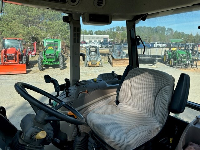 2019 John Deere 5090E Image 3