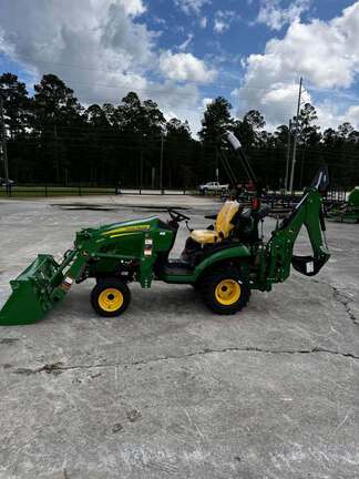 2022 John Deere 1025R-3