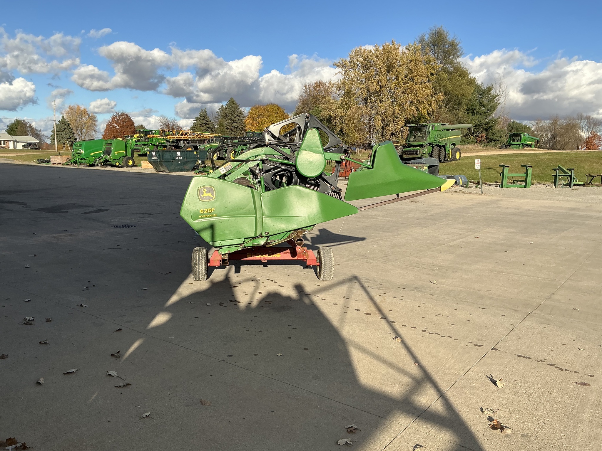 2004 John Deere 625F Image 4